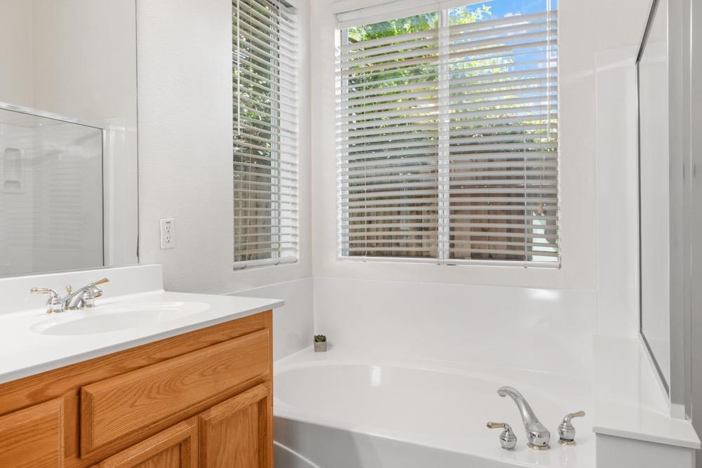 Detail Gallery Image 37 of 78 For 129 Opus Cir, Sacramento,  CA 95834 - 4 Beds | 2/1 Baths