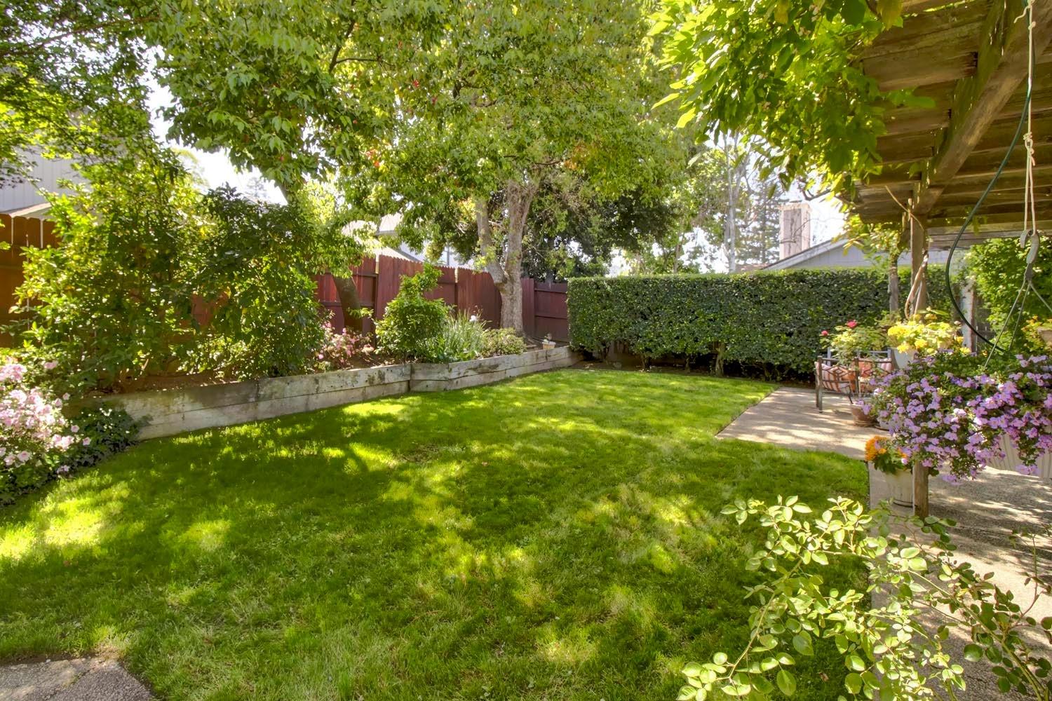 Detail Gallery Image 56 of 66 For 5126 Pleasantglen Way, Elk Grove,  CA 95758 - 3 Beds | 2/1 Baths