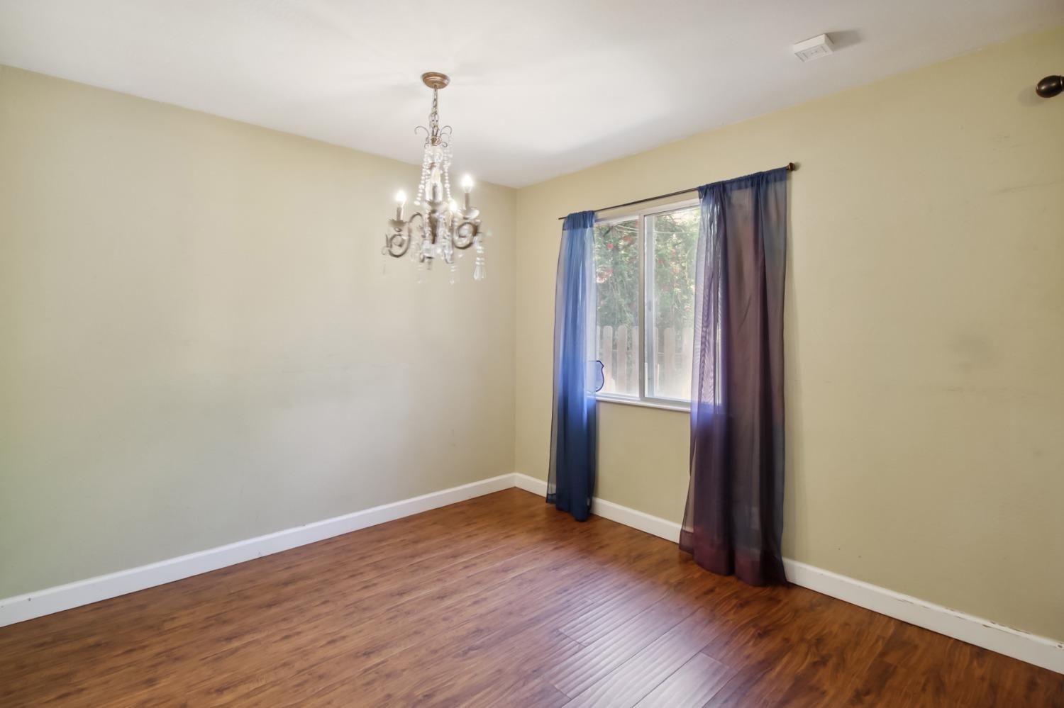 Calistoga Way, Sacramento, California image 12