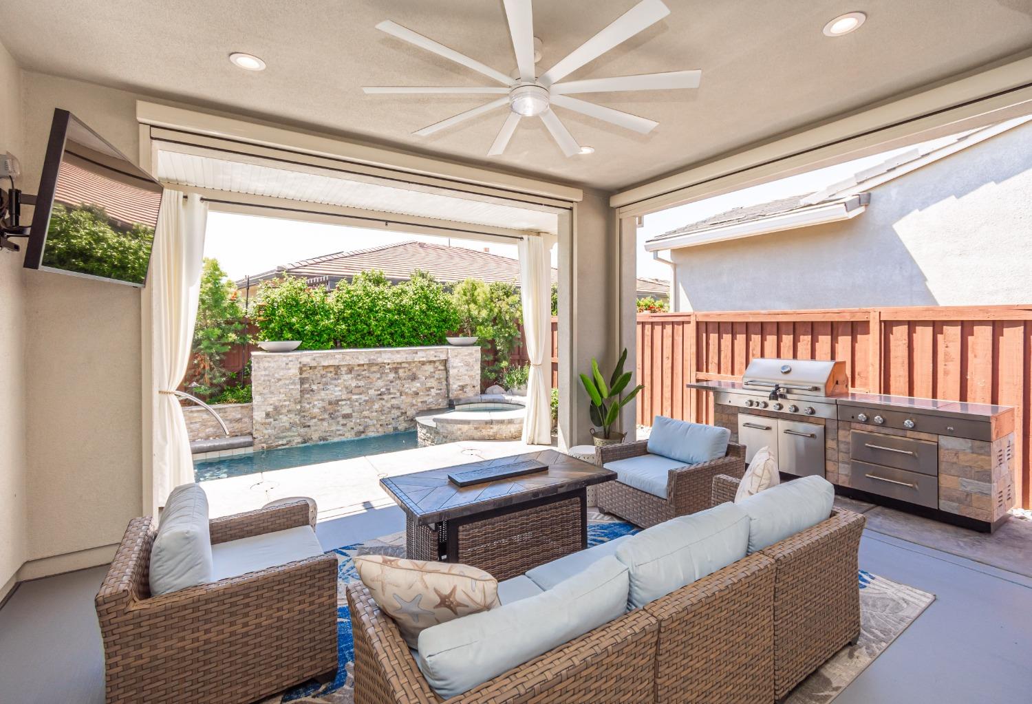 Brookview Drive, Folsom, California image 2