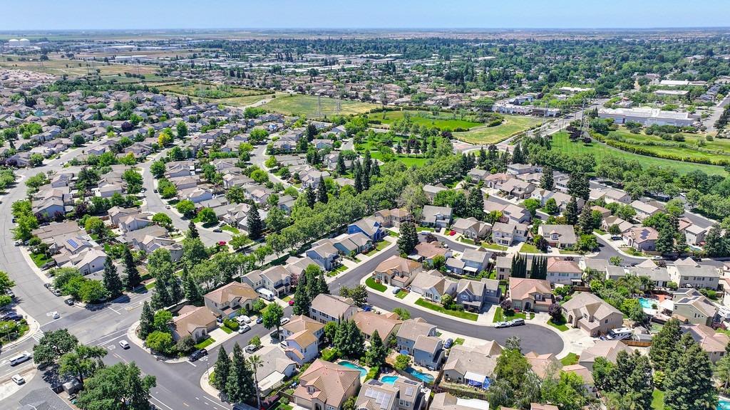 Detail Gallery Image 52 of 57 For 9577 Arcada Ct, Elk Grove,  CA 95624 - 3 Beds | 2 Baths