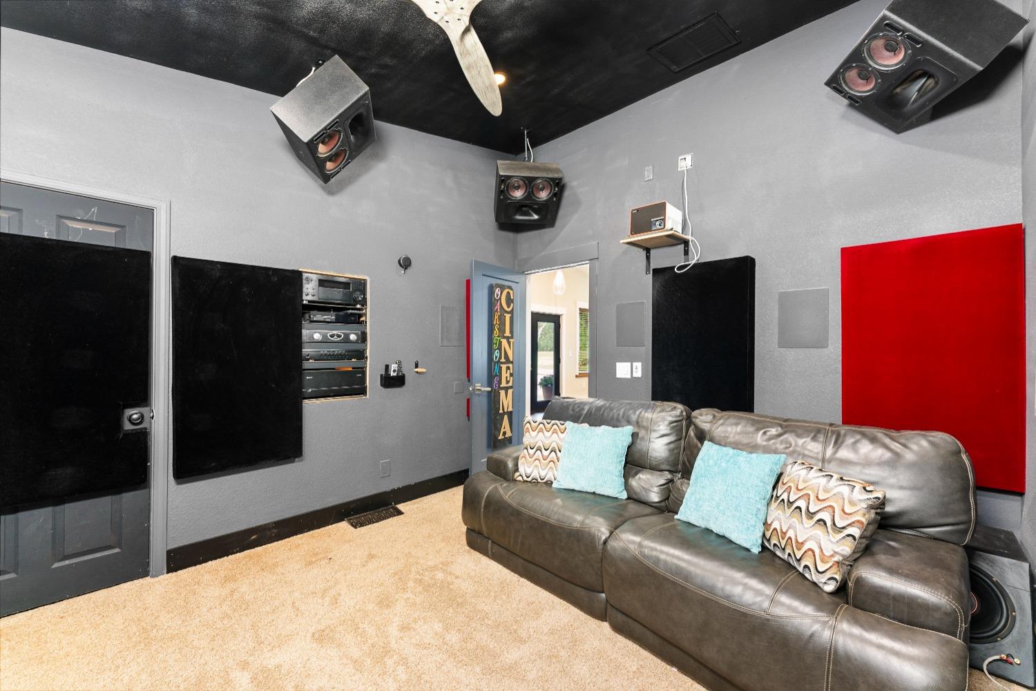 Detail Gallery Image 24 of 99 For 2710 Boulder Ln, Placerville,  CA 95667 - 4 Beds | 3 Baths