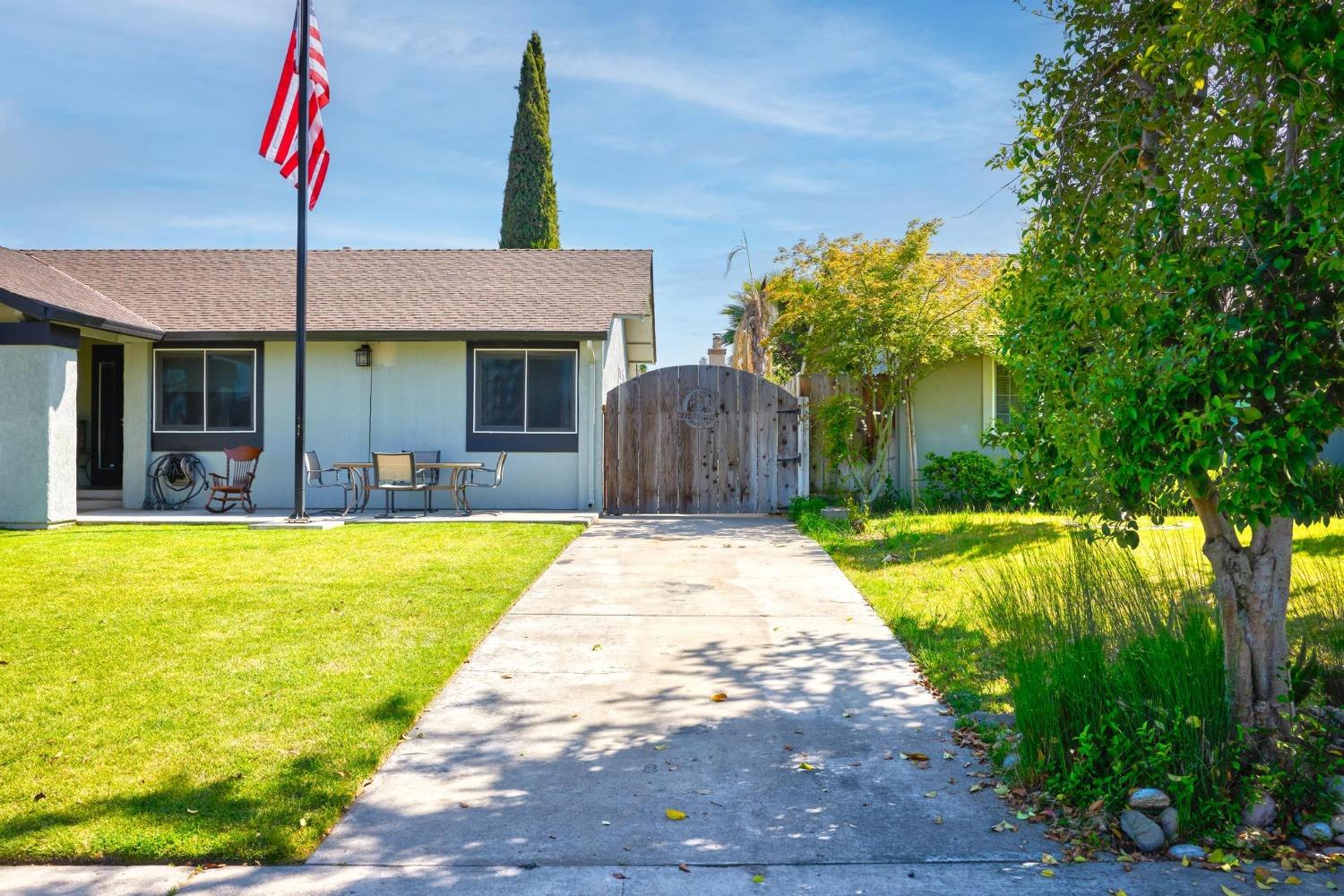 Jennifer Street, Ripon, California image 8