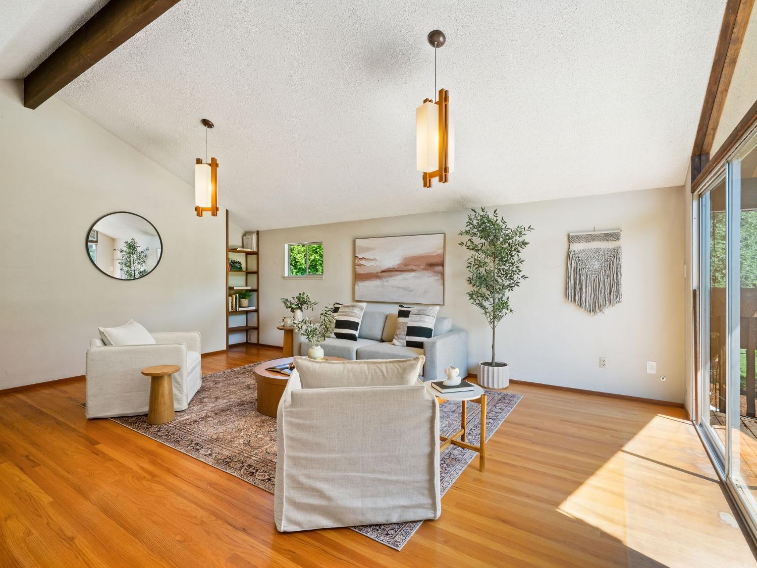 Detail Gallery Image 29 of 81 For 43236 E Oakside Pl, Davis,  CA 95618 - 3 Beds | 3 Baths
