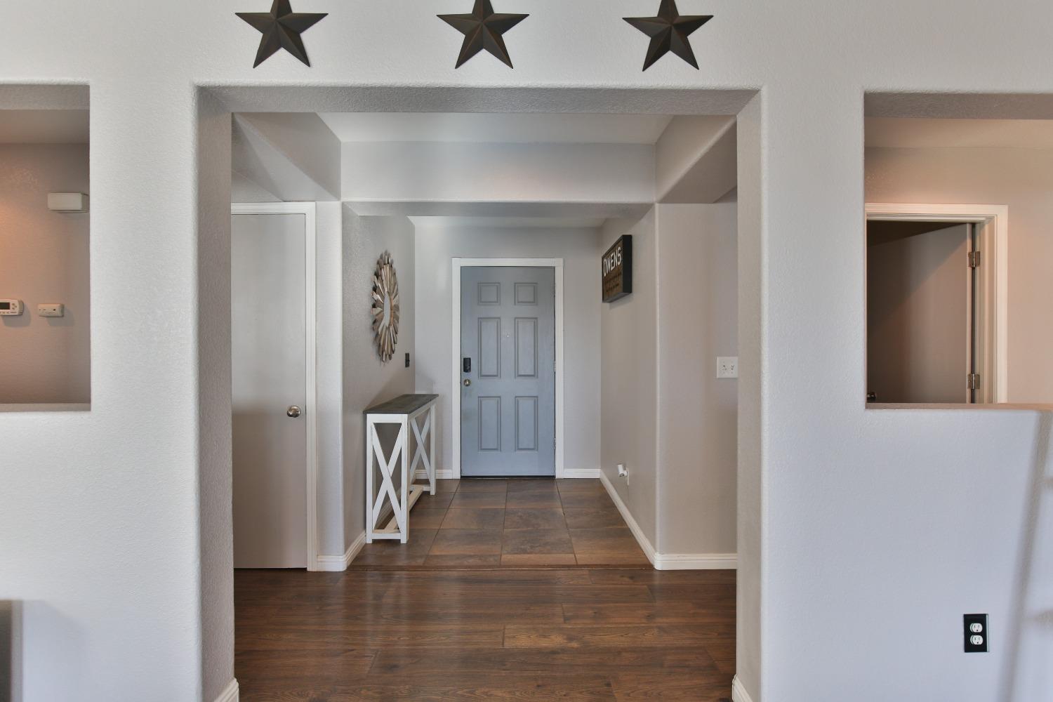Chateau Drive, Olivehurst, California image 8