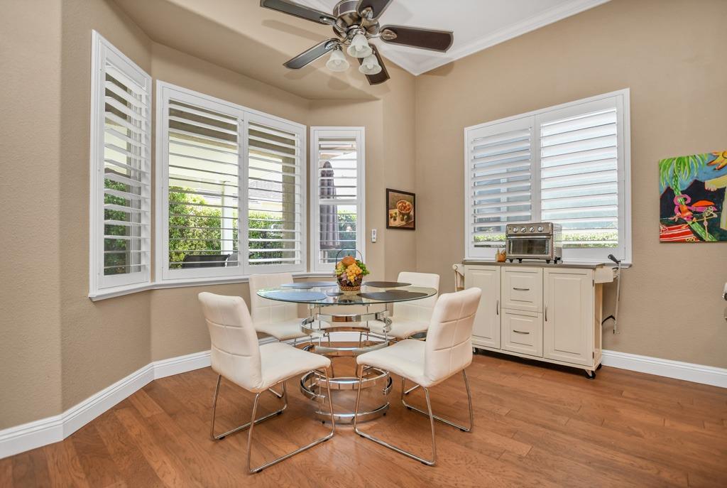 Katy Way, Brentwood, California image 18