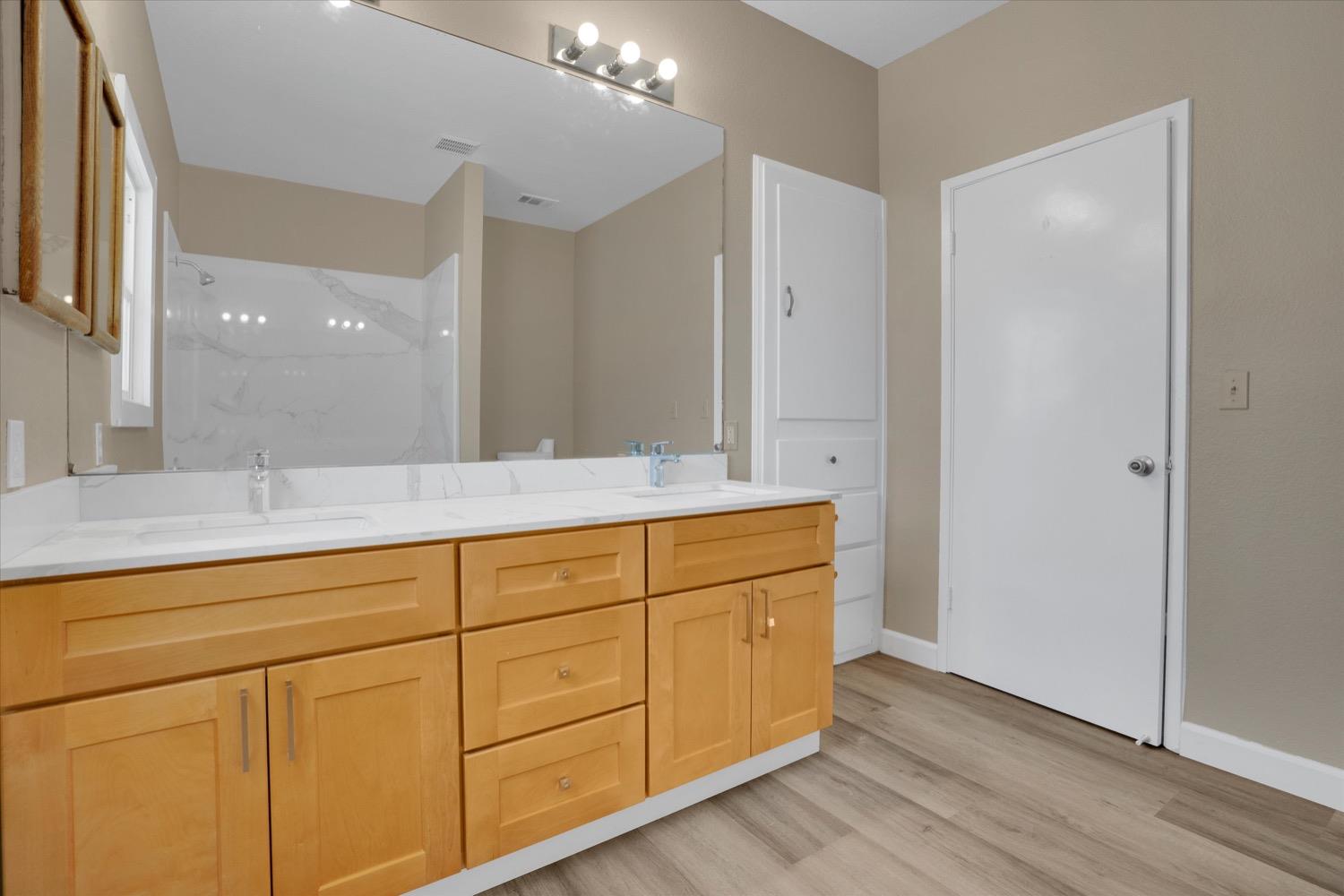 Detail Gallery Image 23 of 46 For 21549 E River Rd, Escalon,  CA 95320 - 3 Beds | 2 Baths