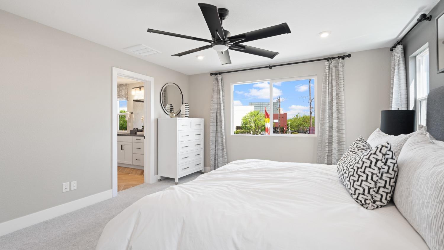 Detail Gallery Image 32 of 41 For 1096 Fiano Pl, Manteca,  CA 95337 - 4 Beds | 3 Baths