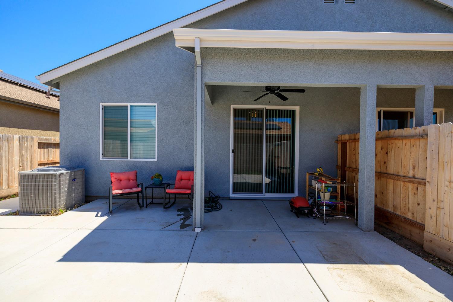 Chavez Court, Riverbank, California image 23