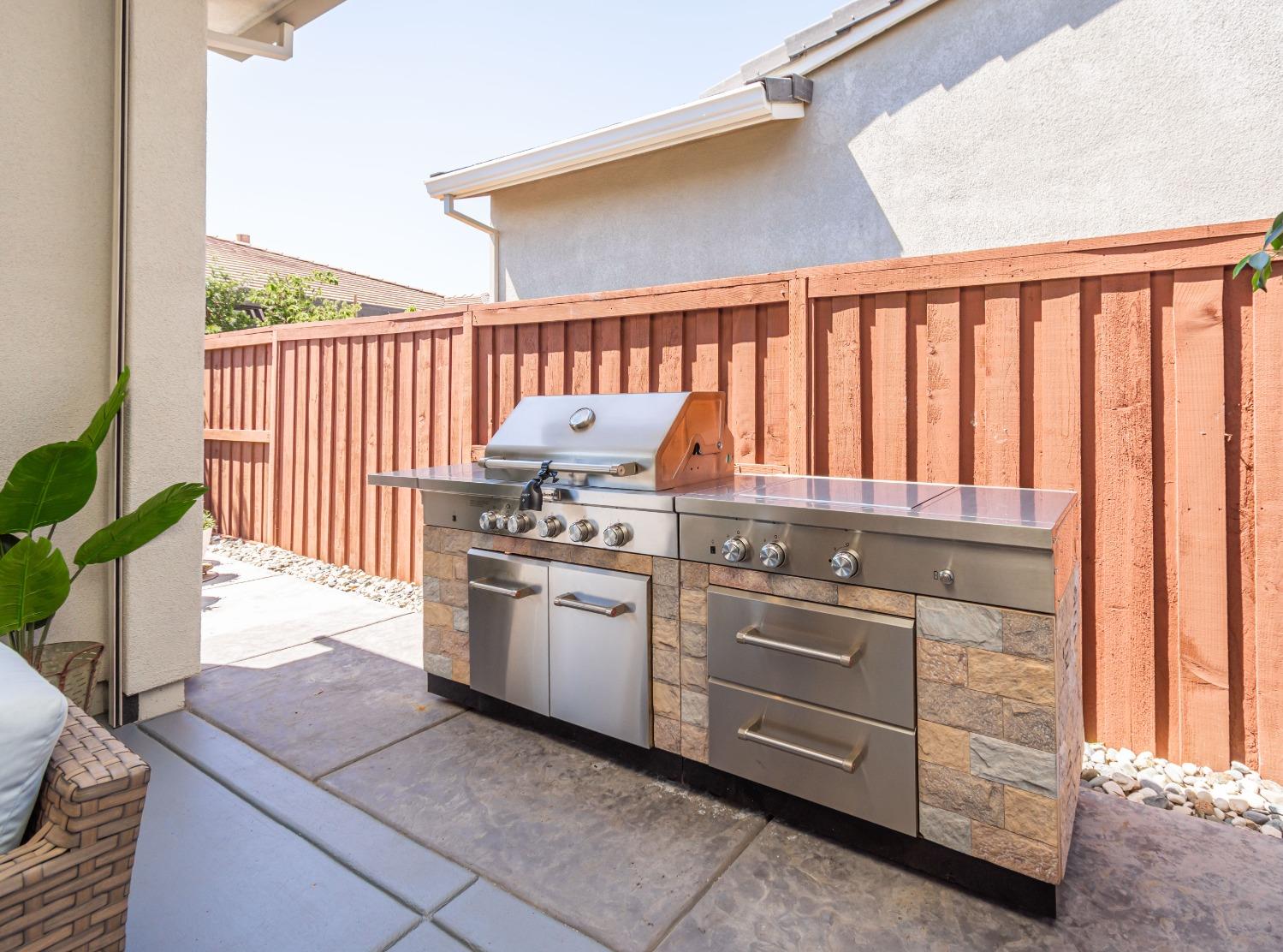 Brookview Drive, Folsom, California image 22