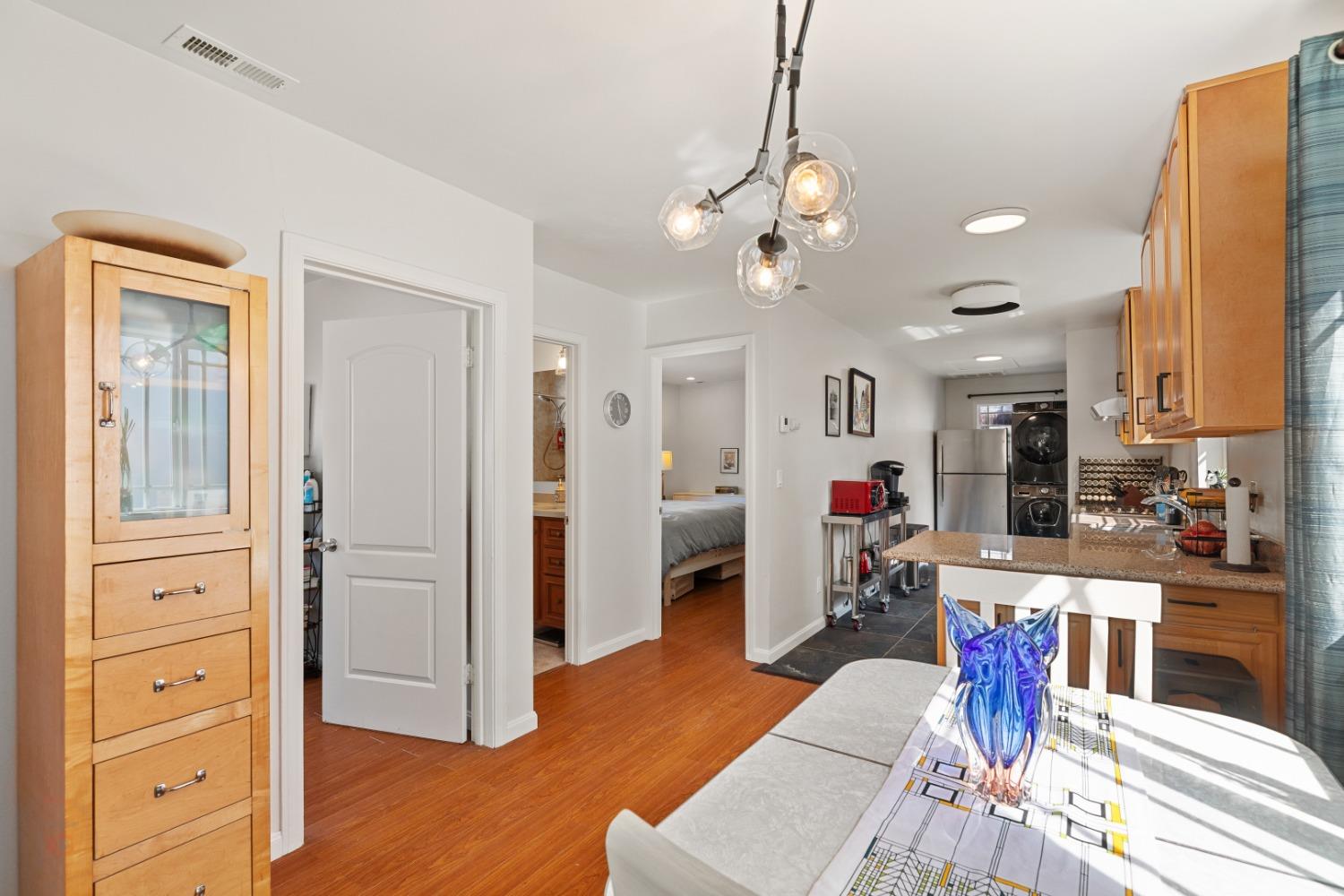 E. 31st Street, Oakland, California image 19