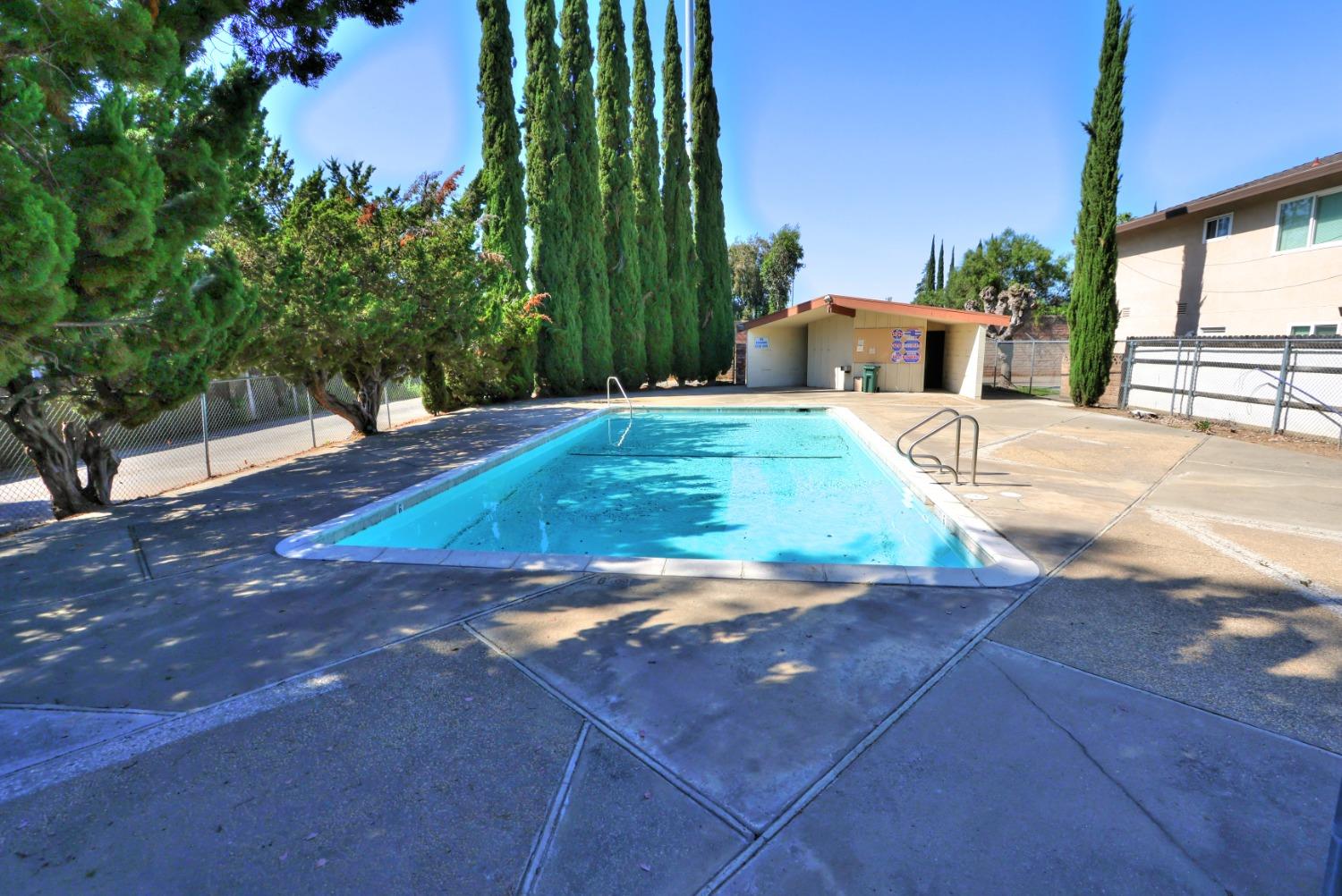 Casals Street, Sacramento, California image 39