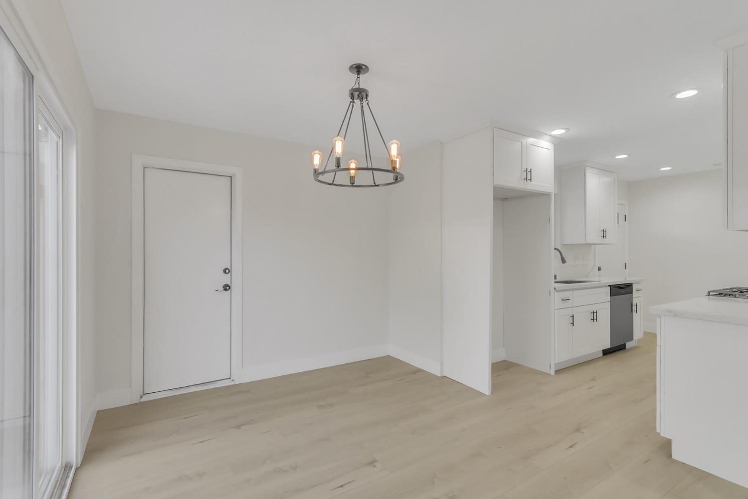Pin Oak Court, Fair Oaks, California image 18