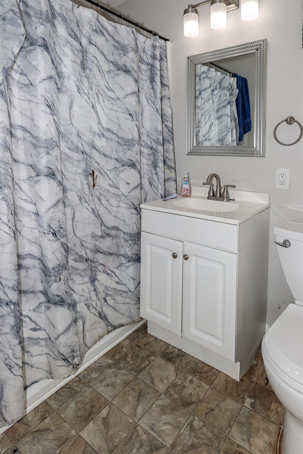 Detail Gallery Image 14 of 26 For 3053 Oleander Ave, Merced,  CA 95340 - 3 Beds | 1 Baths