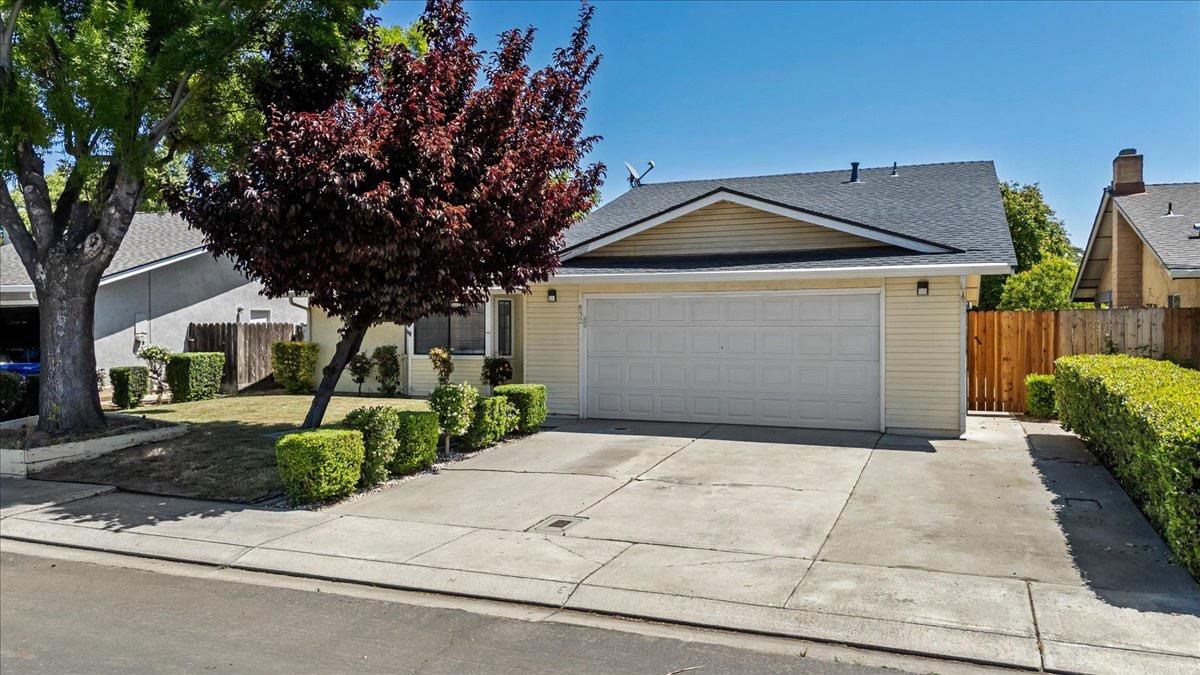 Detail Gallery Image 3 of 47 For 832 Chalone Dr, Modesto,  CA 95358 - 3 Beds | 2 Baths