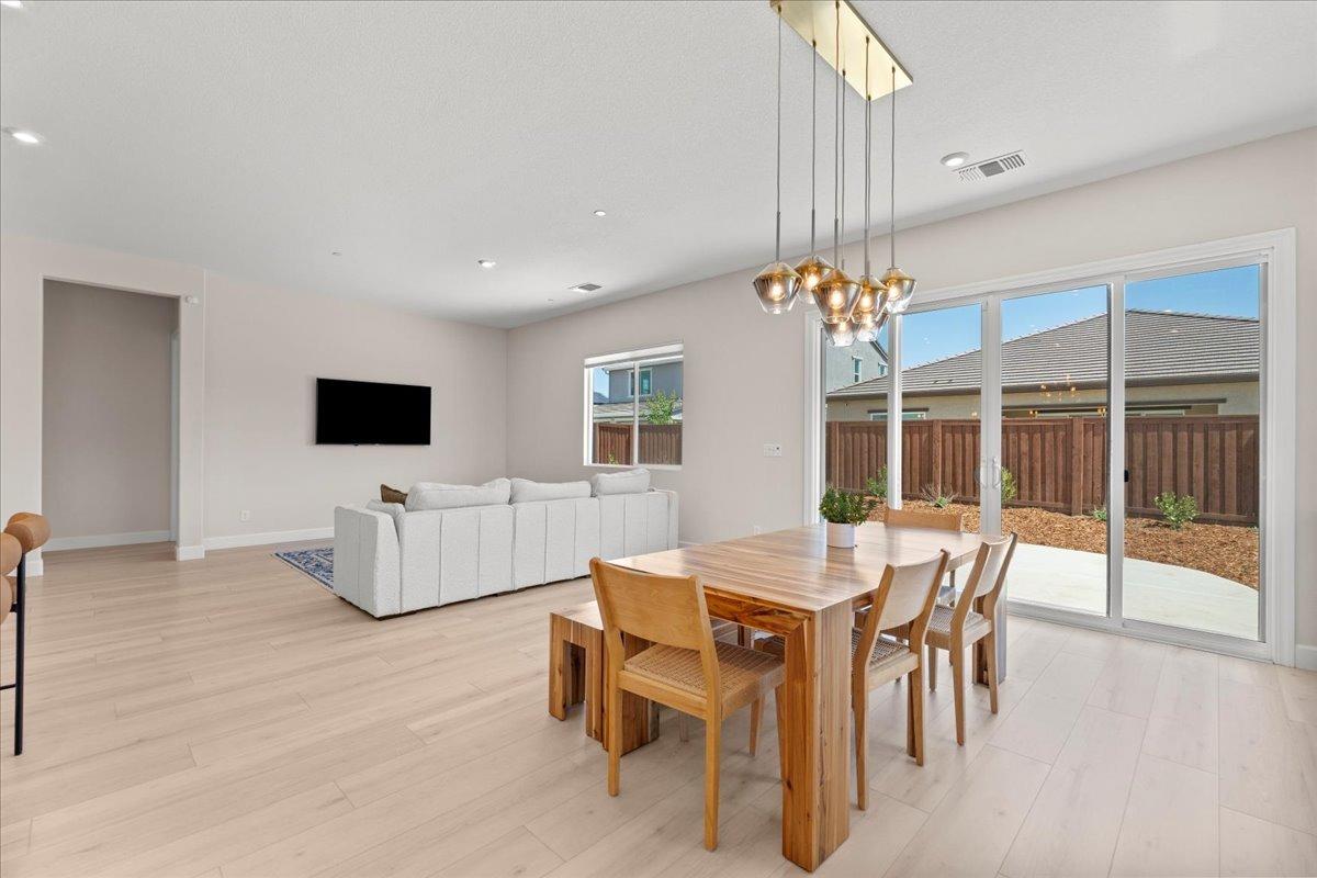 Winne Drive, Woodland, California image 9
