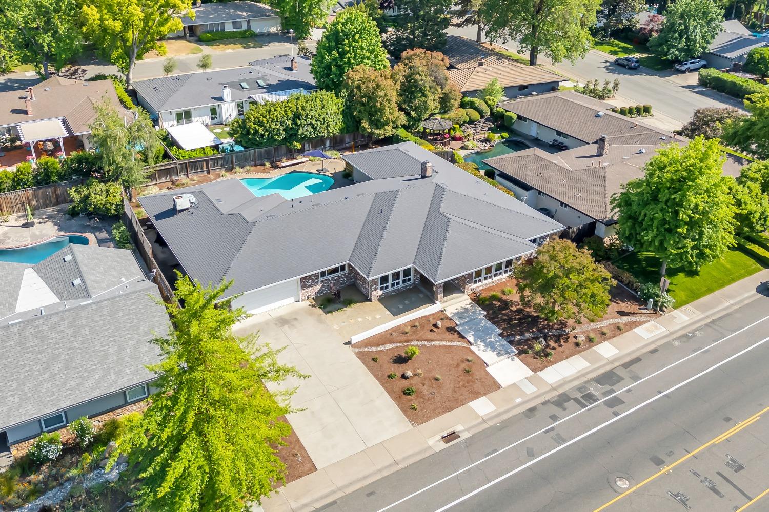Detail Gallery Image 58 of 64 For 4644 American River Dr, Sacramento,  CA 95864 - 5 Beds | 3 Baths