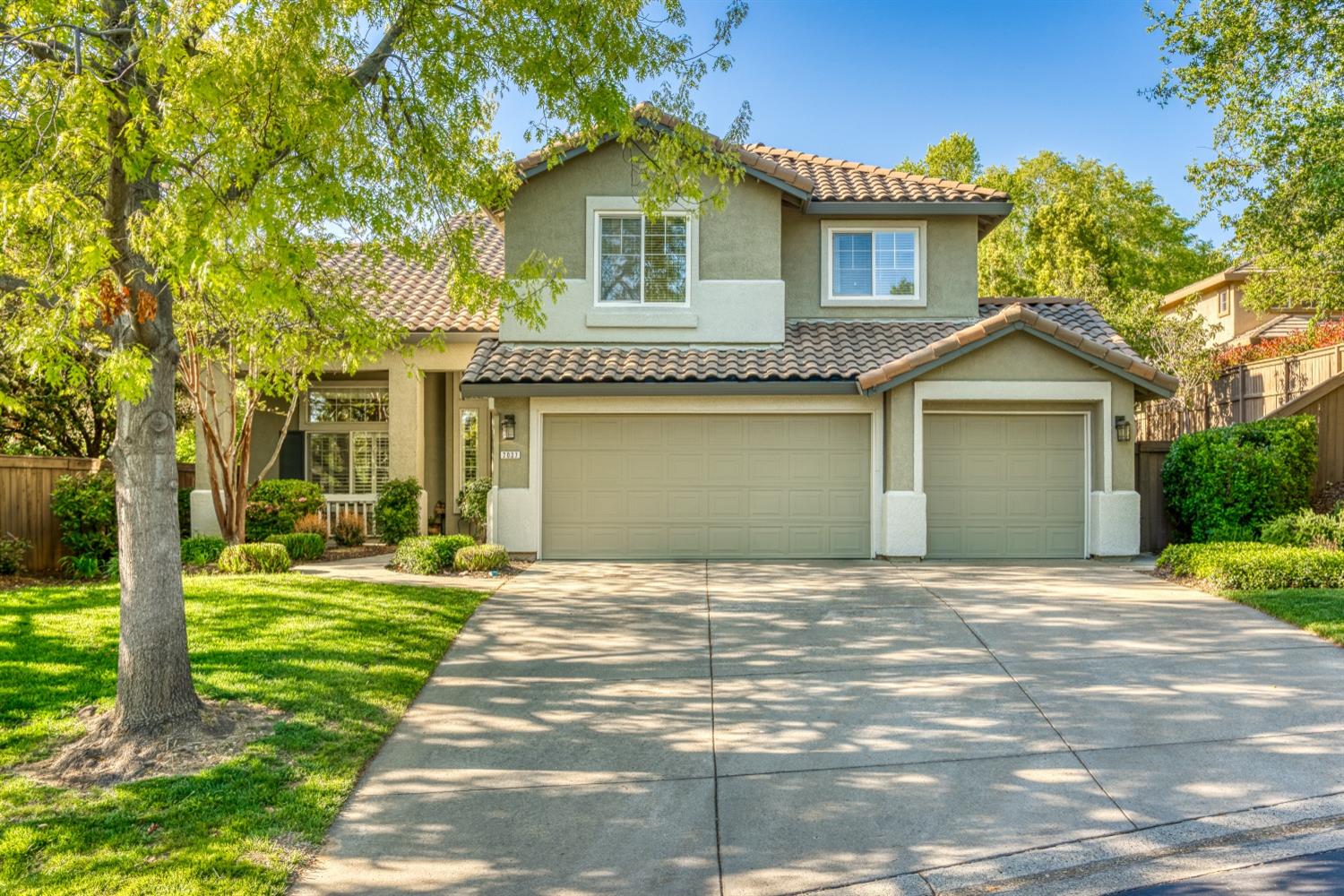 Rosado Drive, El Dorado Hills, California image 3