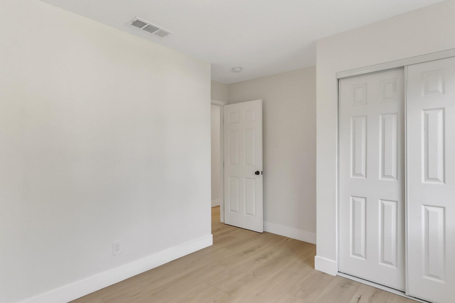 Pin Oak Court, Fair Oaks, California image 35