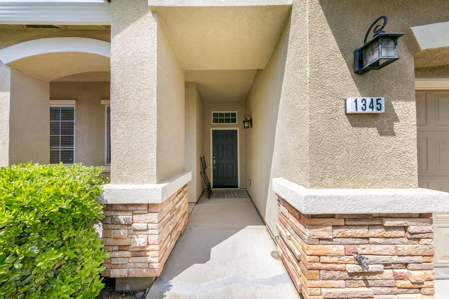 Ladyfern Street, Plumas Lake, California image 5