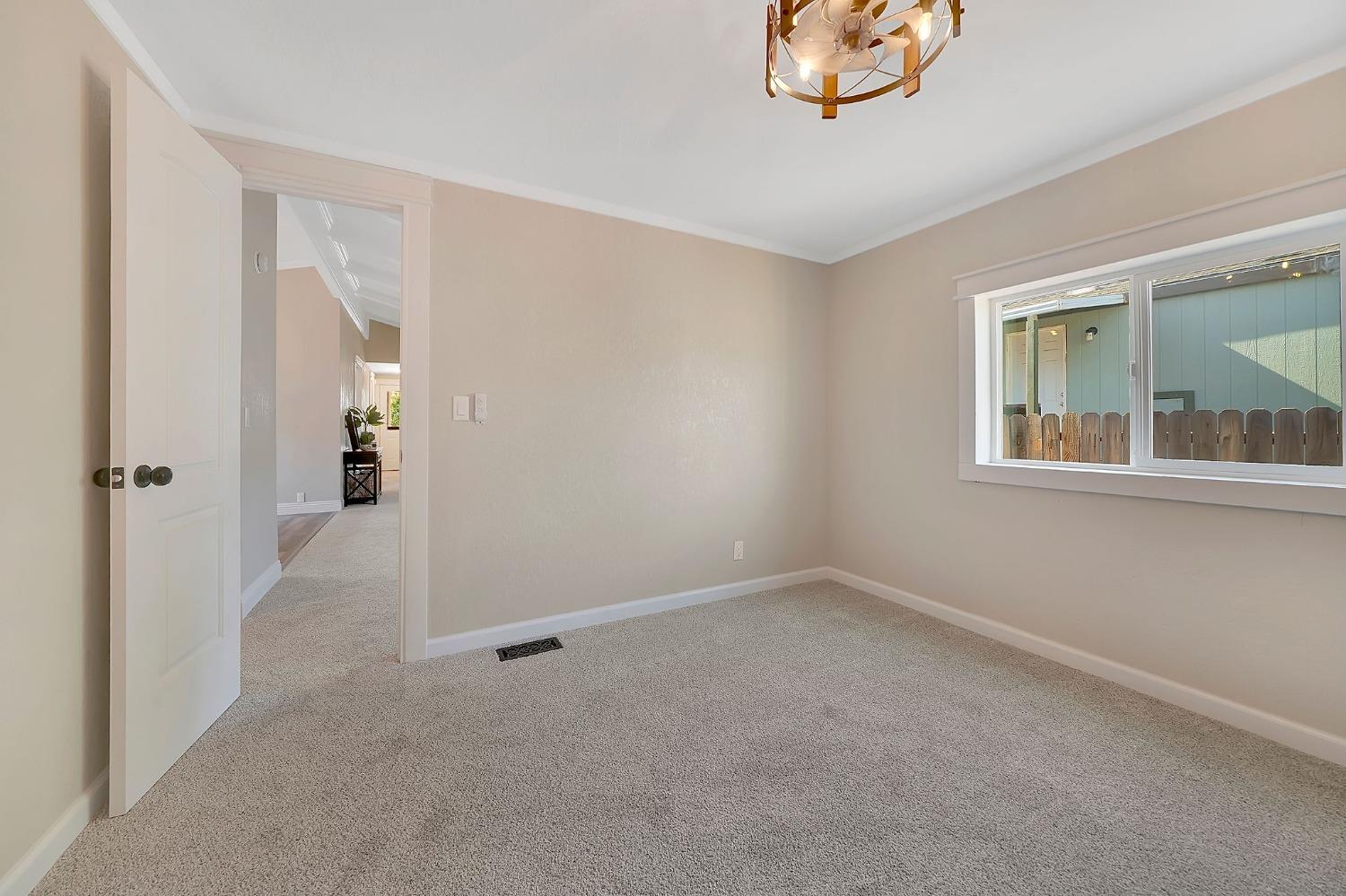 Park Circle, Ione, California image 32
