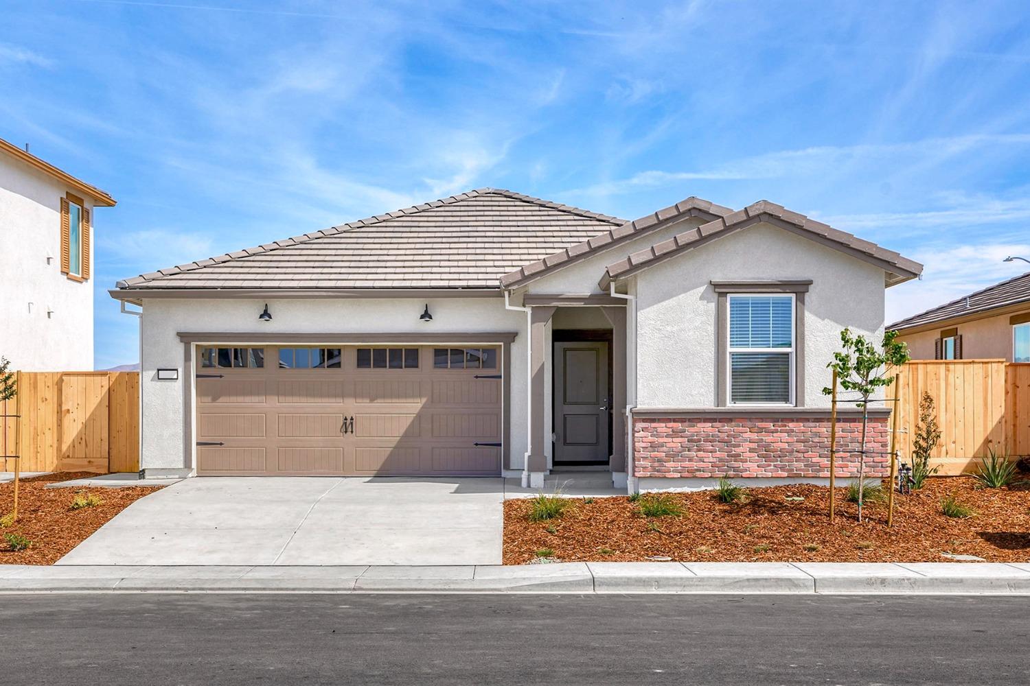Detail Gallery Image 1 of 3 For 809 Chatham Ln, Patterson,  CA 95363 - 3 Beds | 2 Baths