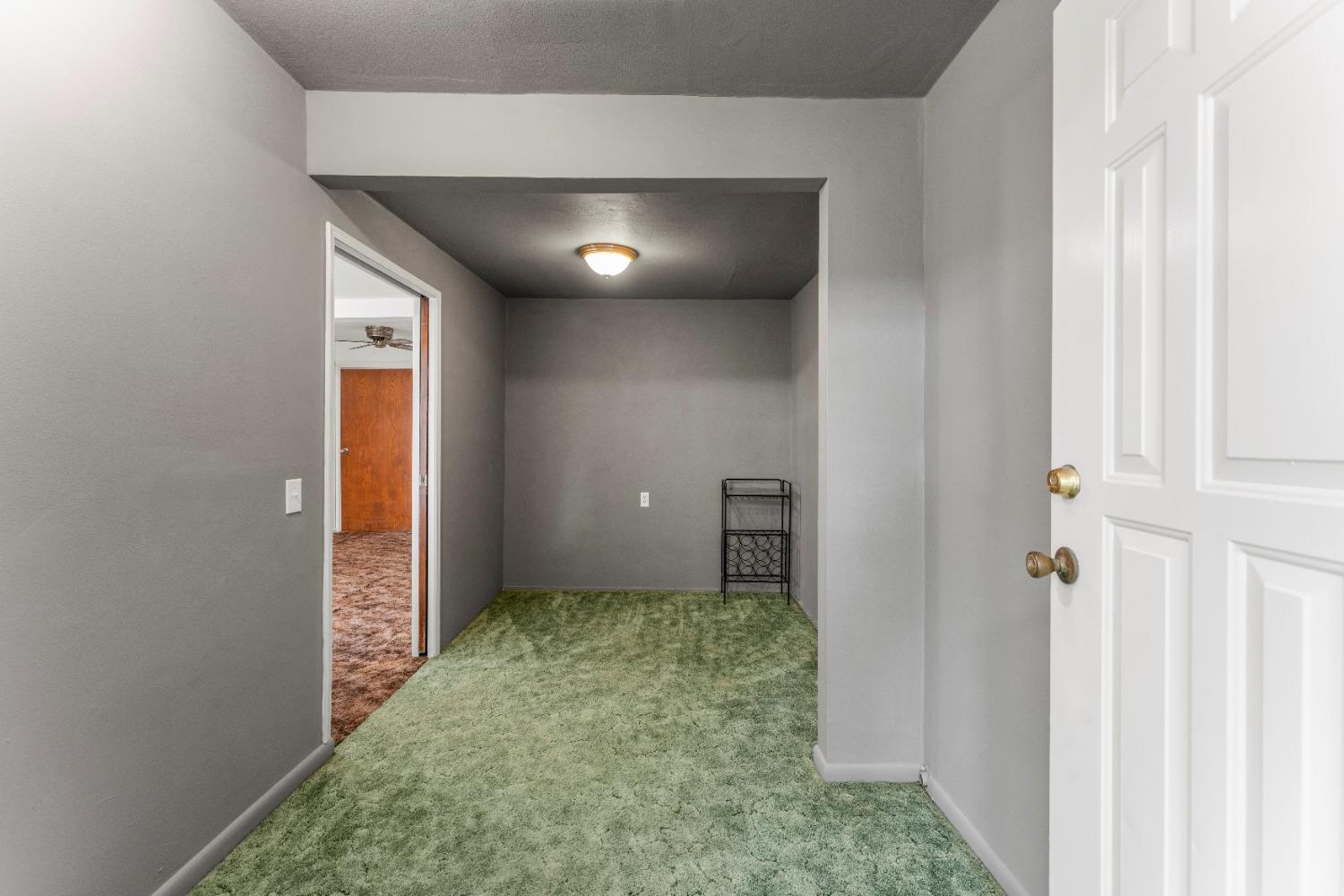 Detail Gallery Image 14 of 52 For 6849 26th St, Rio Linda,  CA 95673 - – Beds | – Baths