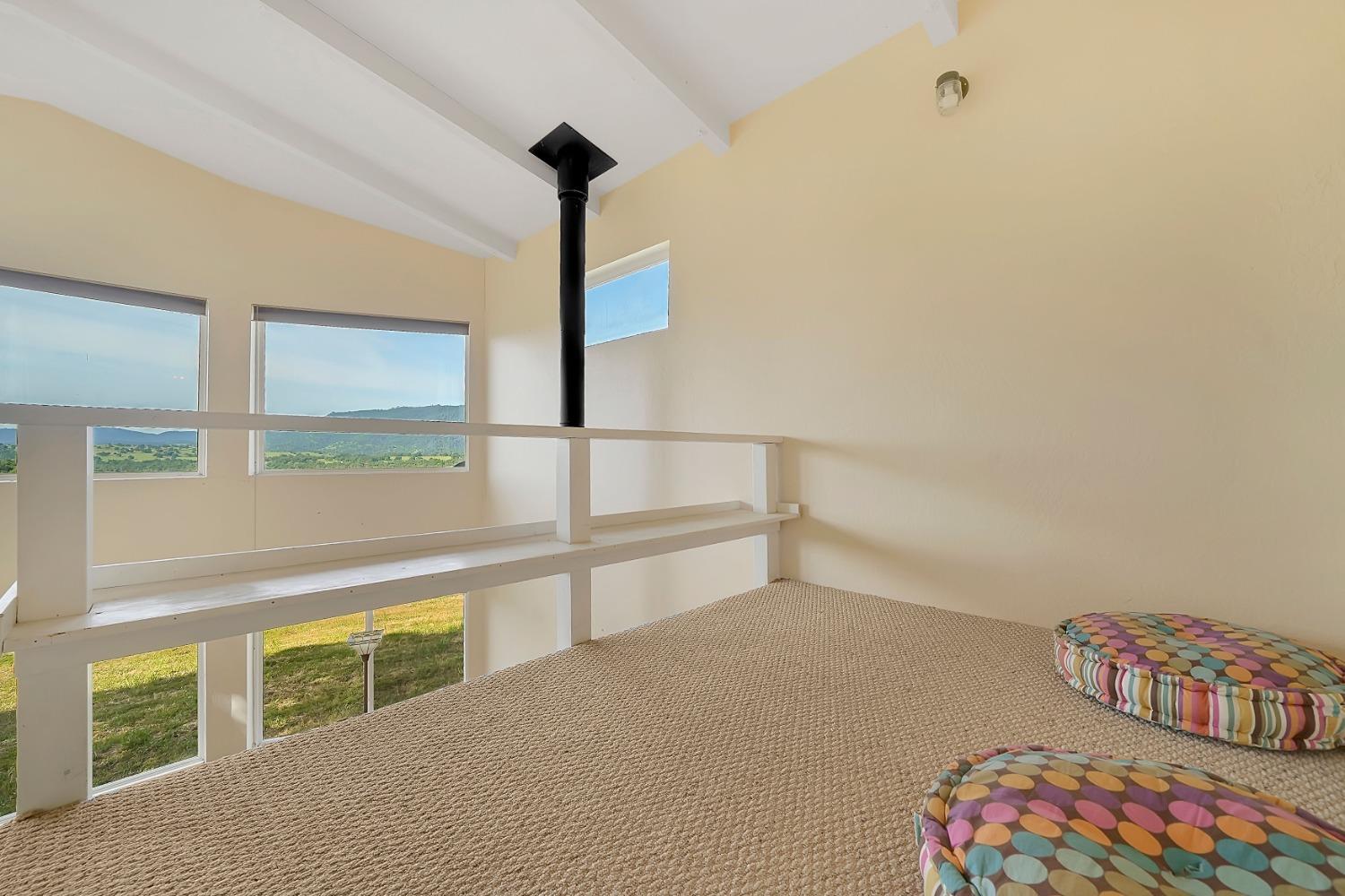 Detail Gallery Image 32 of 88 For 2800 Willow Creek Rd, San Andreas,  CA 95249 - 3 Beds | 2/1 Baths
