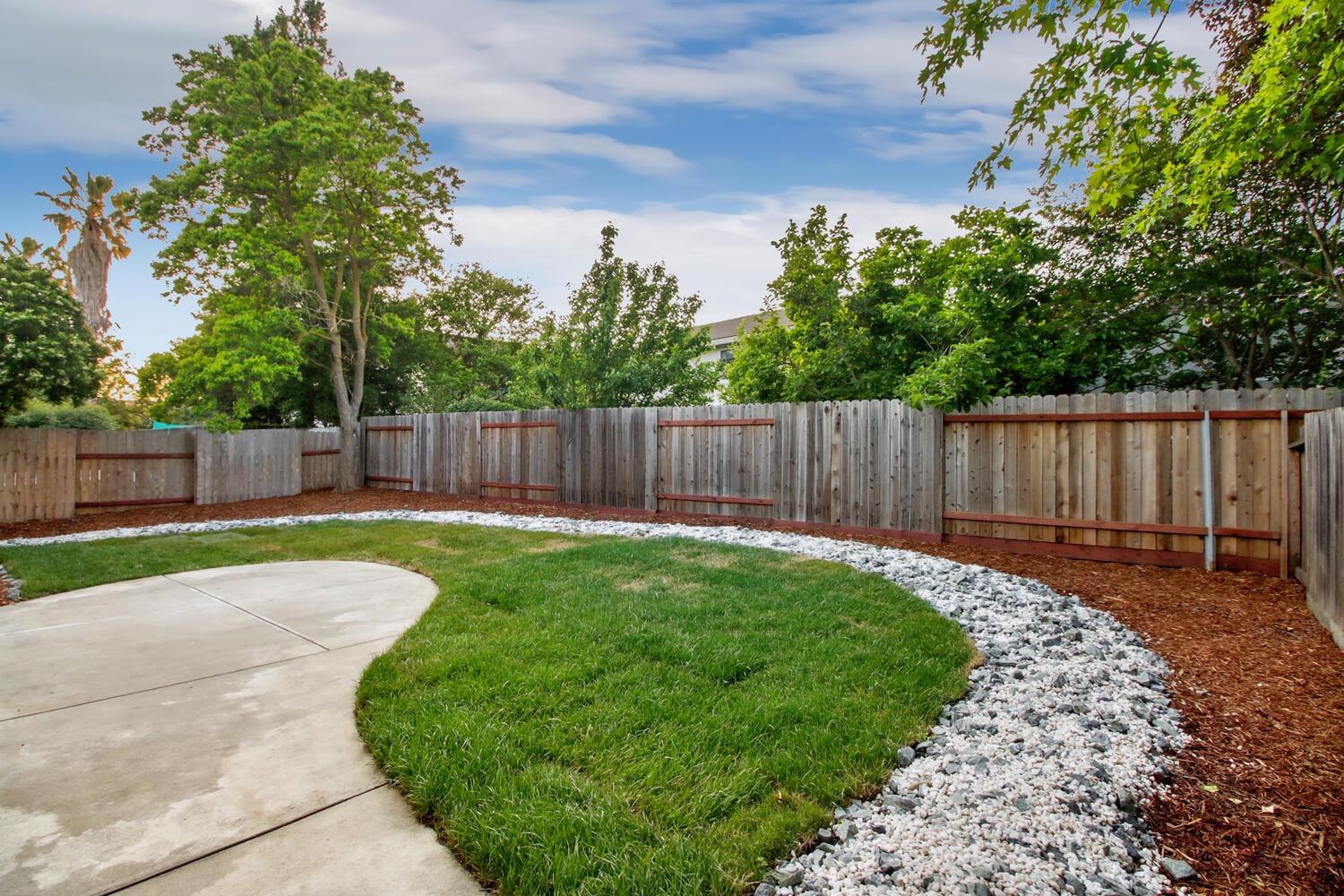 Detail Gallery Image 39 of 52 For 3837 Alegre Way, Davis,  CA 95618 - 3 Beds | 2 Baths
