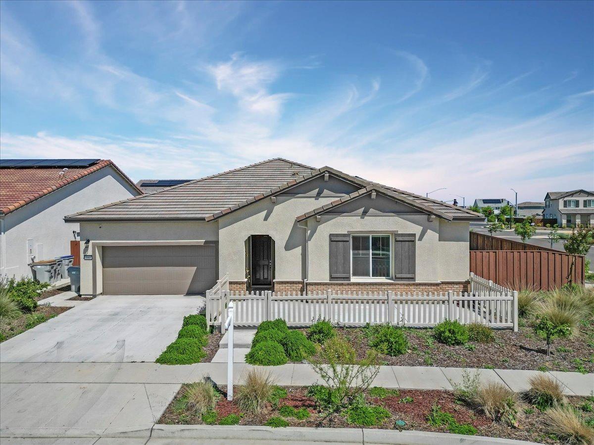 Winne Drive, Woodland, California image 2