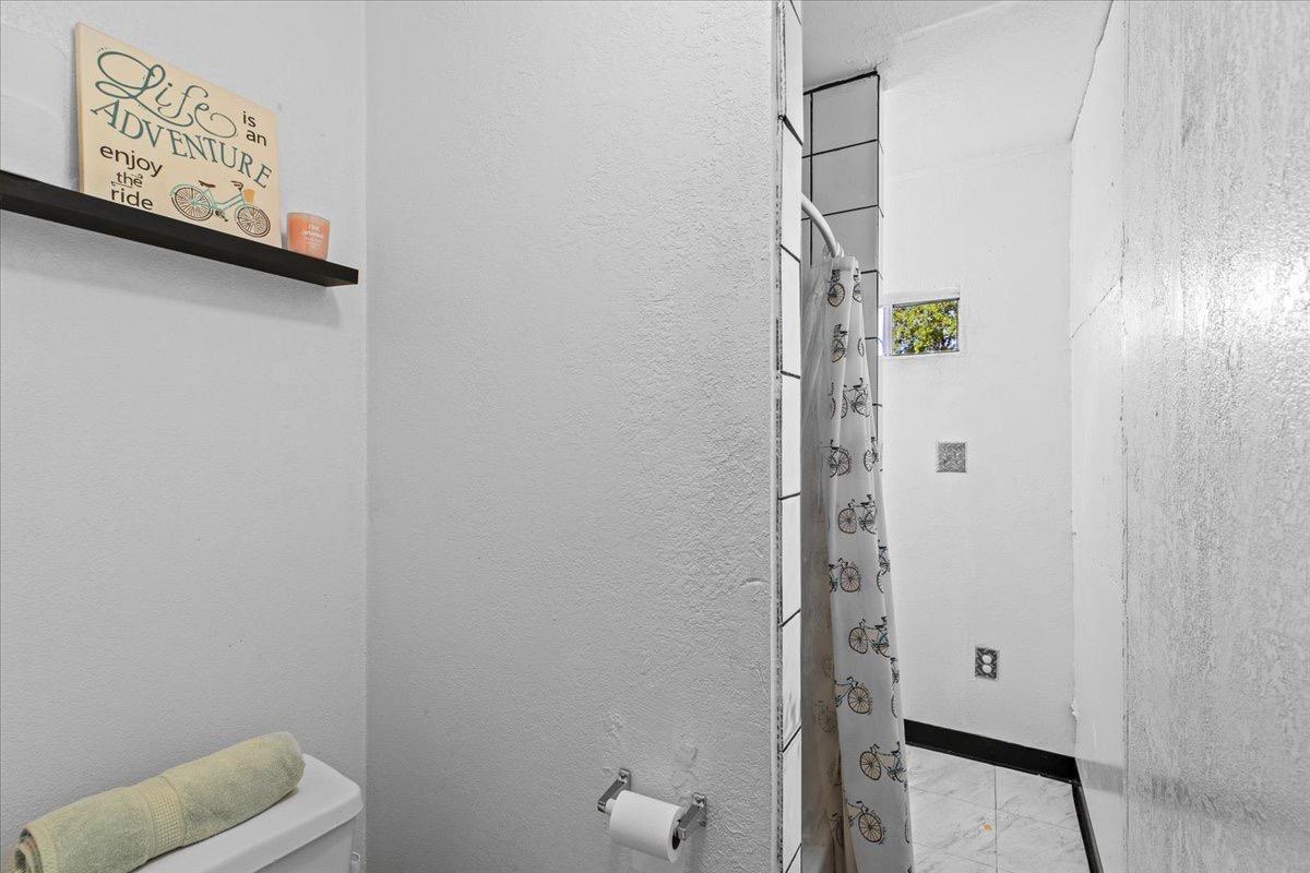 Detail Gallery Image 42 of 54 For 231 Poplar Ave, Manteca,  CA 95336 - 3 Beds | 2 Baths