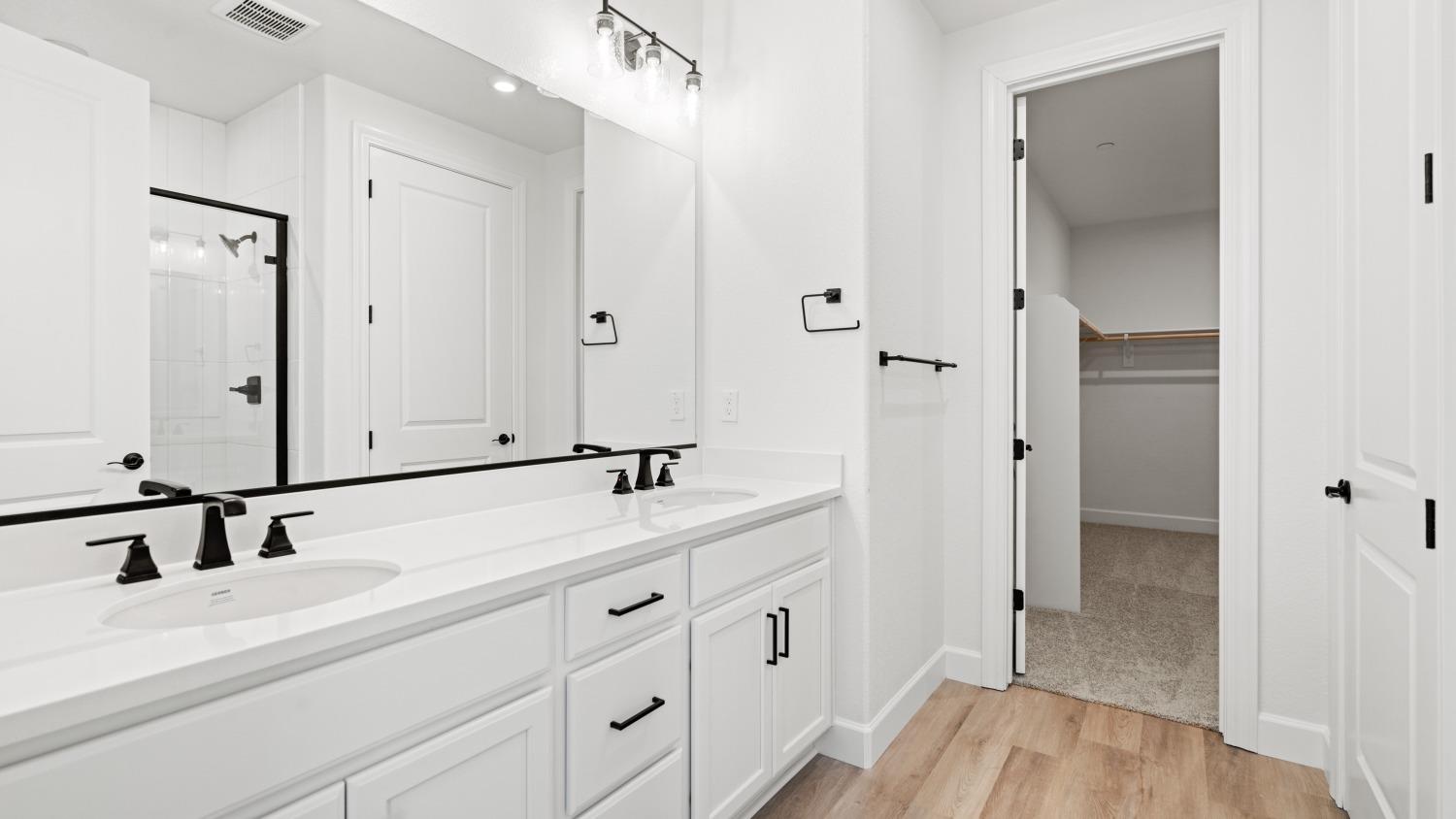 Detail Gallery Image 33 of 41 For 2122 Geneva Way, Manteca,  CA 95337 - 4 Beds | 3 Baths