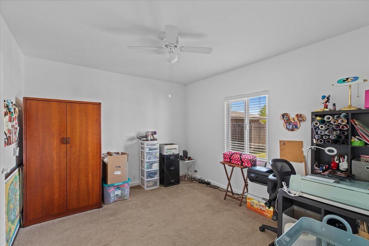 Detail Gallery Image 19 of 54 For 231 Poplar Ave, Manteca,  CA 95336 - 3 Beds | 2 Baths