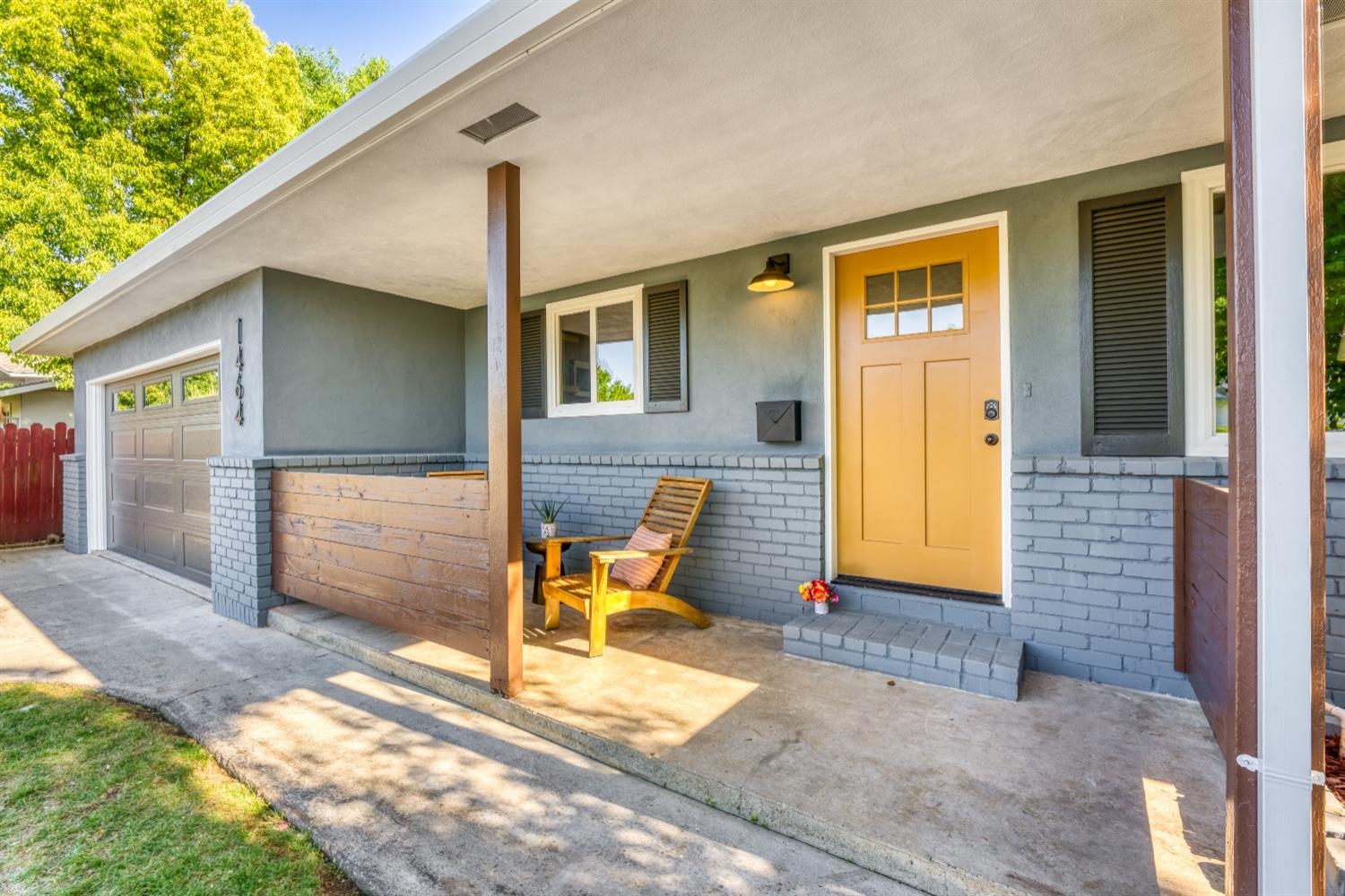 Detail Gallery Image 8 of 32 For 1464 Tradewinds Ave, Sacramento,  CA 95822 - 3 Beds | 2 Baths