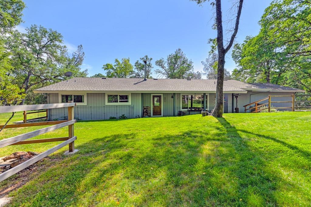 Detail Gallery Image 8 of 73 For 3200 Roughwood Rd, Shingle Springs,  CA 95682 - 3 Beds | 3 Baths