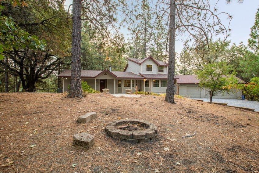 Detail Gallery Image 5 of 28 For 522 Ponderosa Way, Colfax,  CA 95713 - 4 Beds | 3/1 Baths