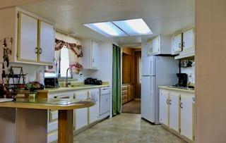 Detail Gallery Image 4 of 17 For 7451 Albezzia Ln, Sacramento,  CA 95829 - 2 Beds | 2 Baths