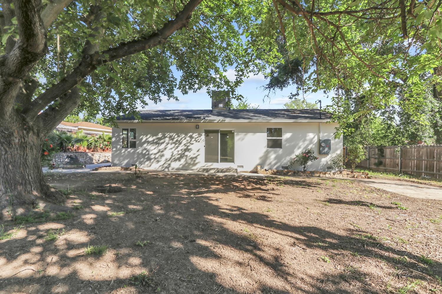 Pin Oak Court, Fair Oaks, California image 43