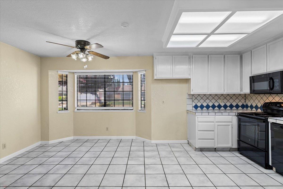 Detail Gallery Image 12 of 47 For 832 Chalone Dr, Modesto,  CA 95358 - 3 Beds | 2 Baths