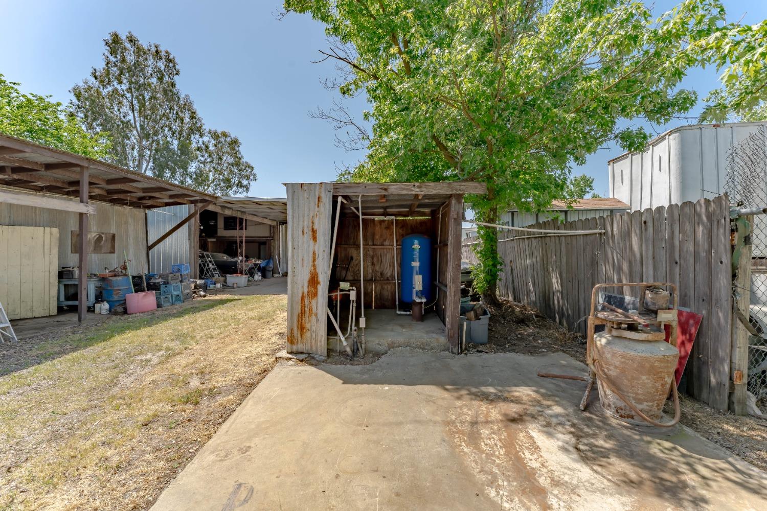 Detail Gallery Image 39 of 52 For 6849 26th St, Rio Linda,  CA 95673 - 3 Beds | 2 Baths
