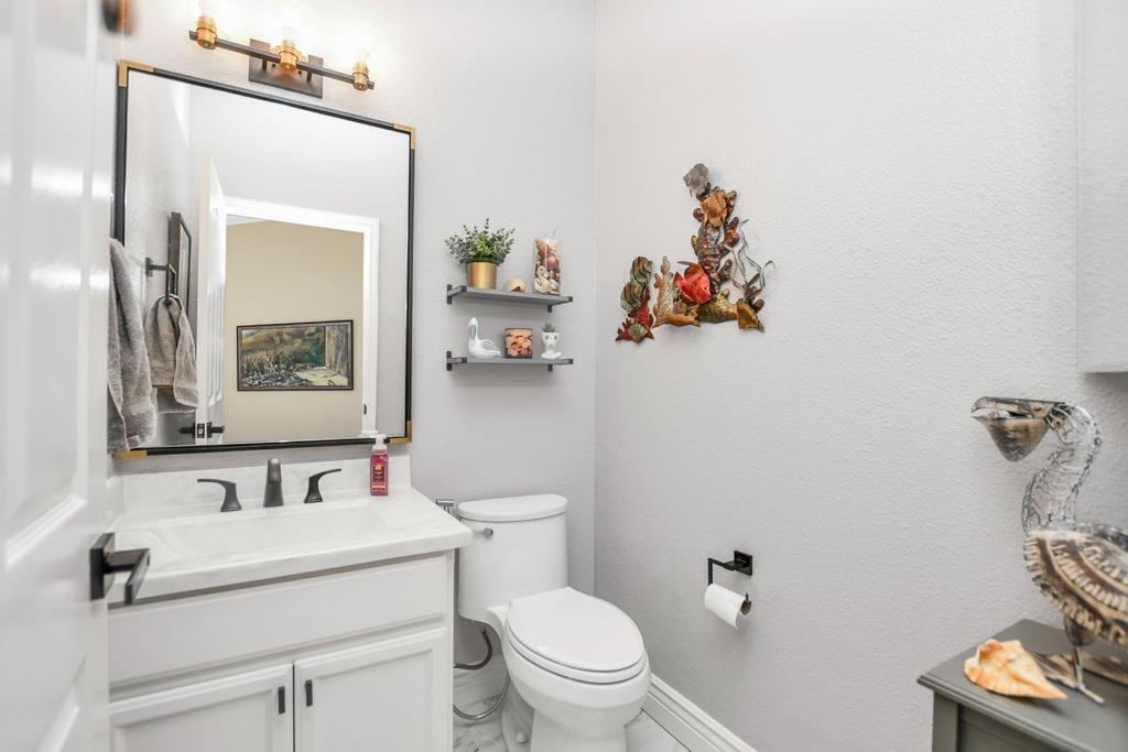 Katy Way, Brentwood, California image 35