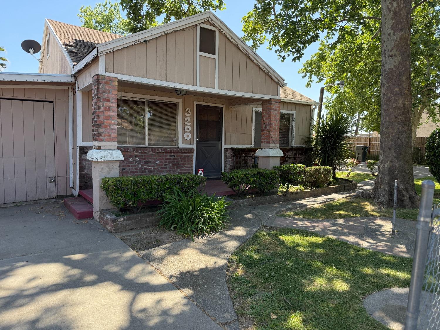 25th Avenue, Sacramento, California image 9