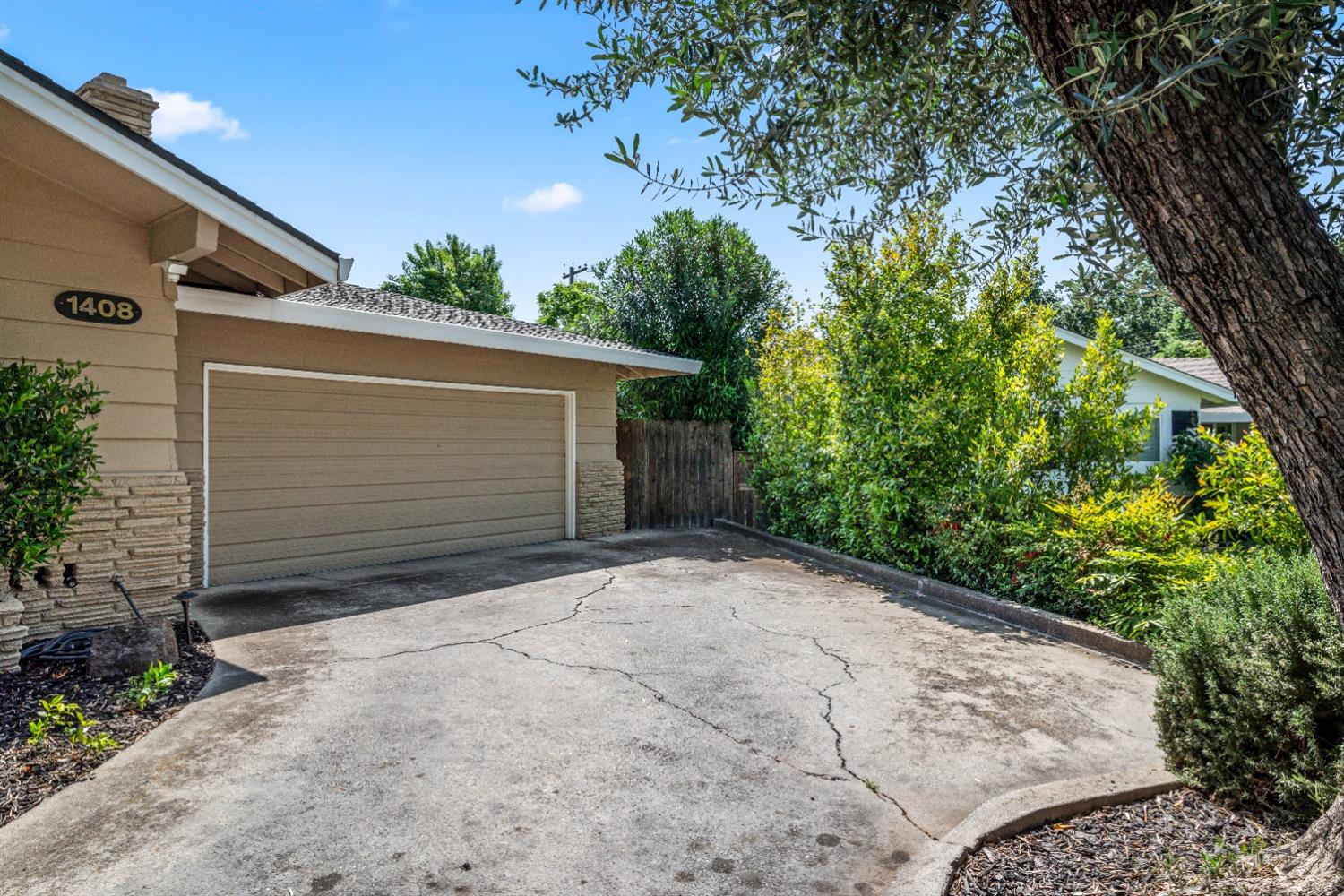 Jerrilyn Court, Carmichael, California image 4