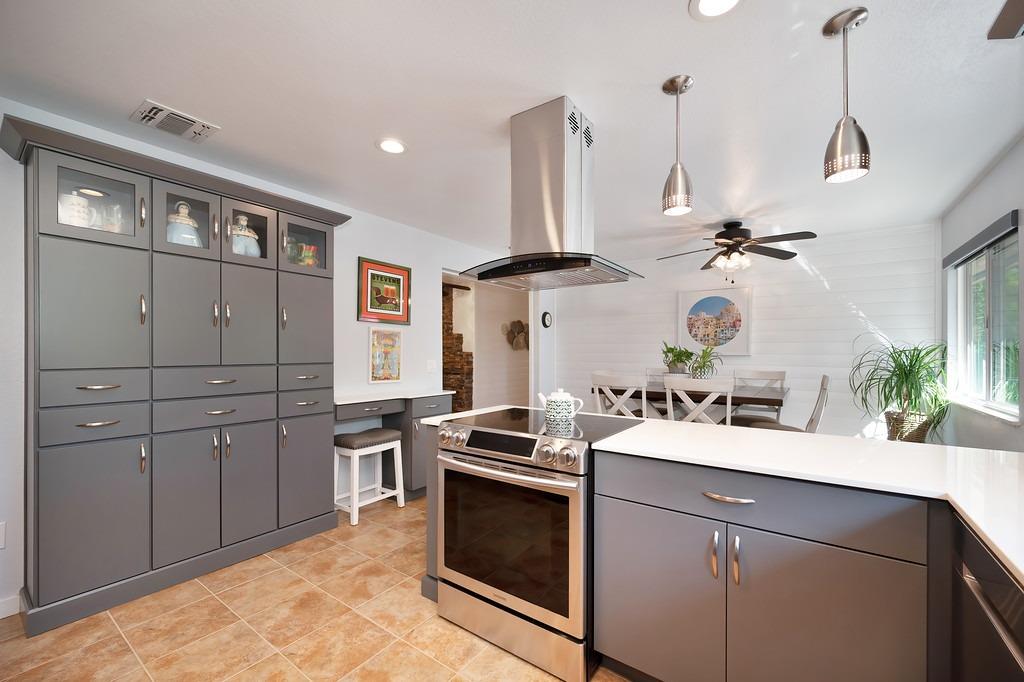 Detail Gallery Image 23 of 73 For 3200 Roughwood Rd, Shingle Springs,  CA 95682 - 3 Beds | 3 Baths