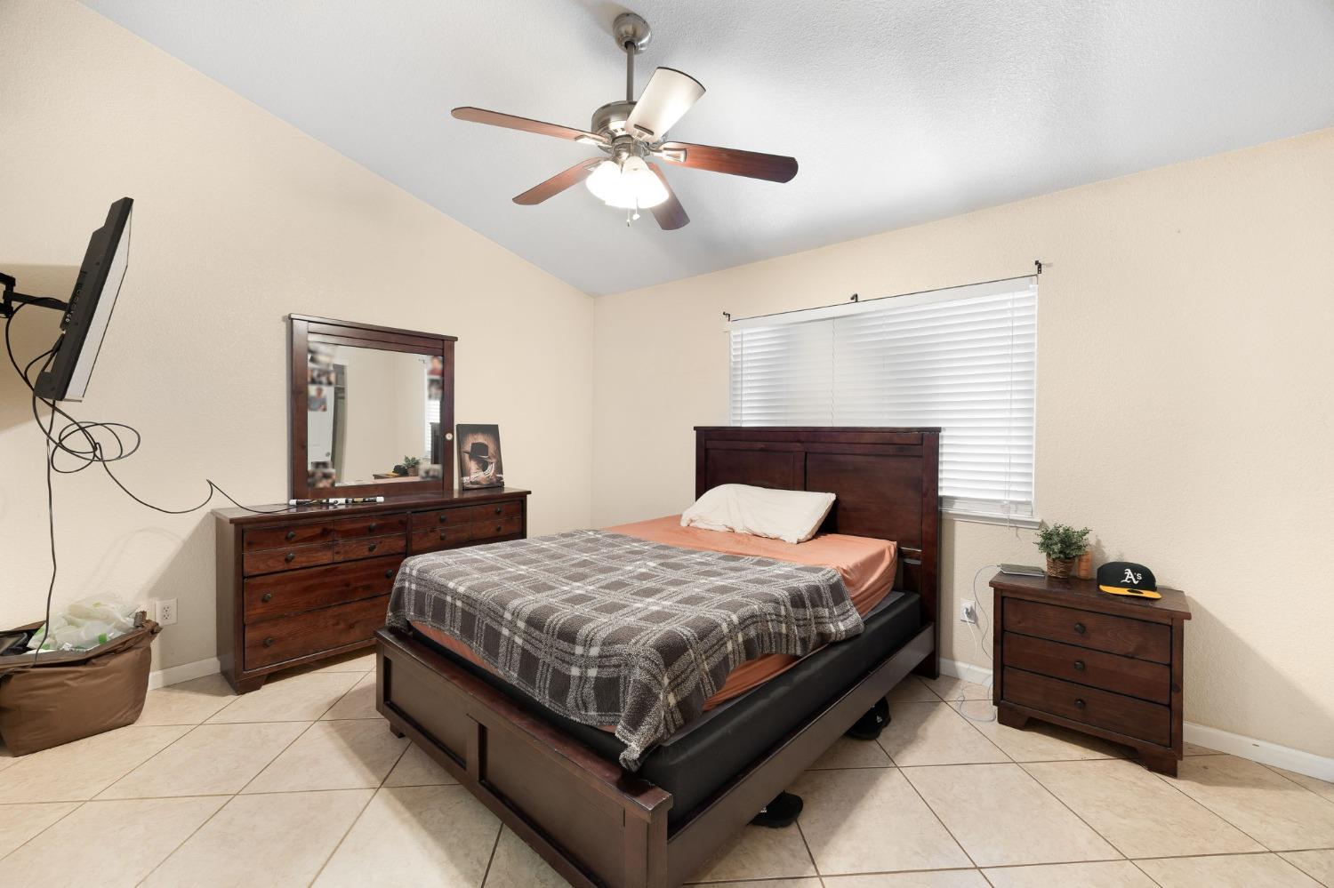 Detail Gallery Image 23 of 36 For 866 Golden Heights Dr, Galt,  CA 95632 - 4 Beds | 2 Baths