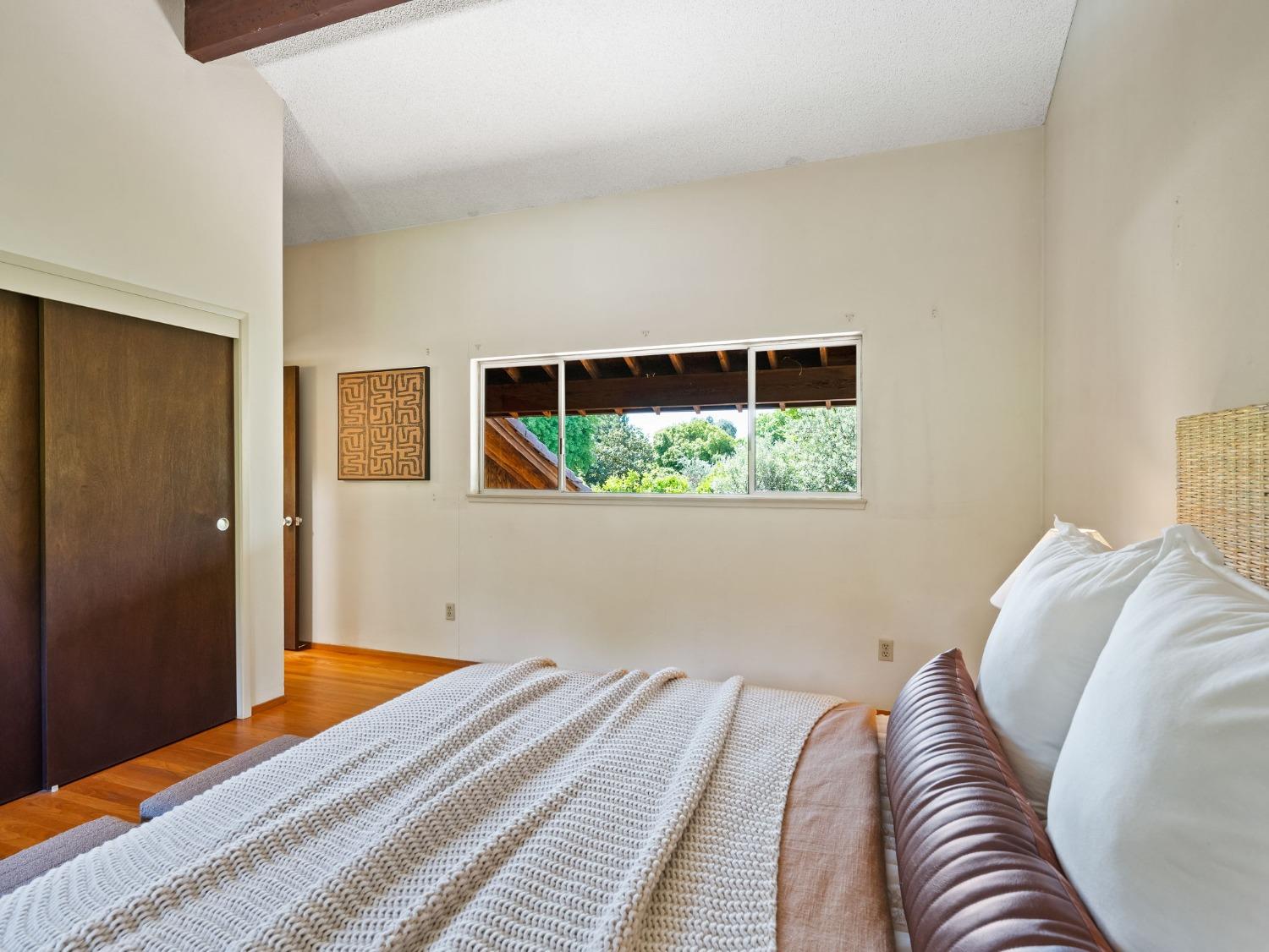 Detail Gallery Image 42 of 81 For 43236 E Oakside Pl, Davis,  CA 95618 - 3 Beds | 3 Baths