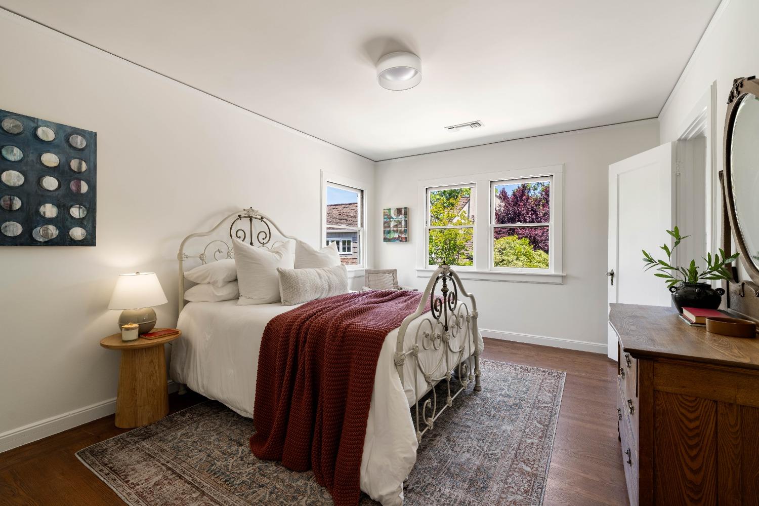 12th Avenue, Sacramento, California image 38