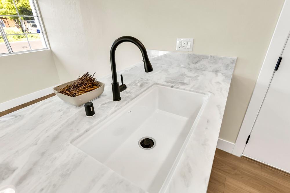 Mayfair Drive, Sacramento, California image 10