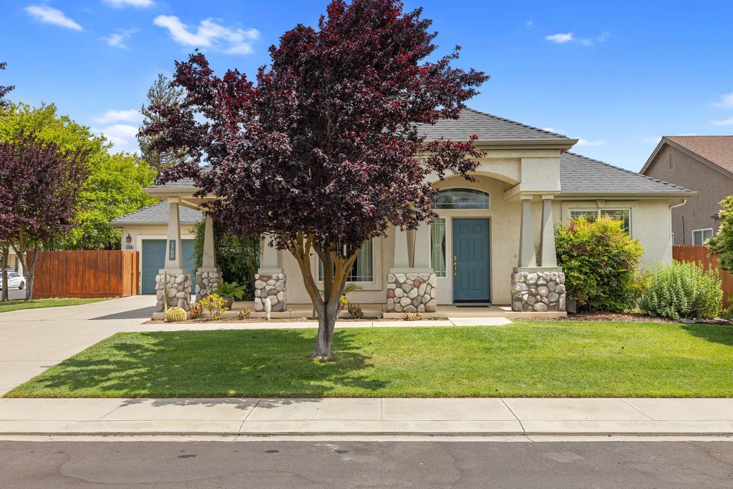 Detail Gallery Image 3 of 55 For 1700 Imshu Ct, Hughson,  CA 95326 - 3 Beds | 2 Baths
