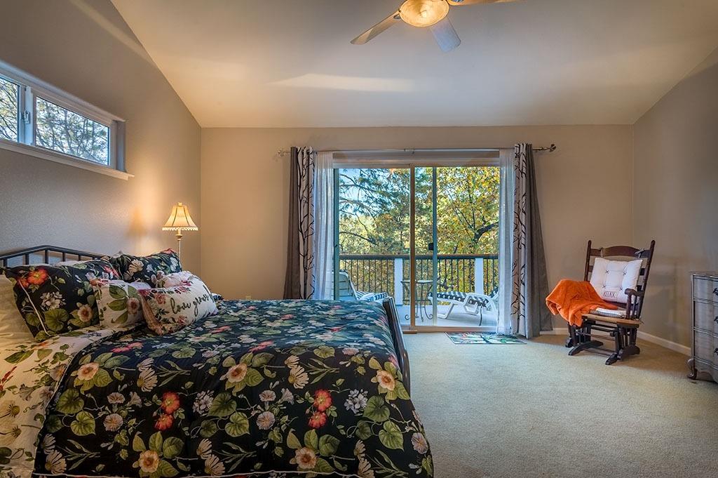 Patricia Way, Grass Valley, California image 9